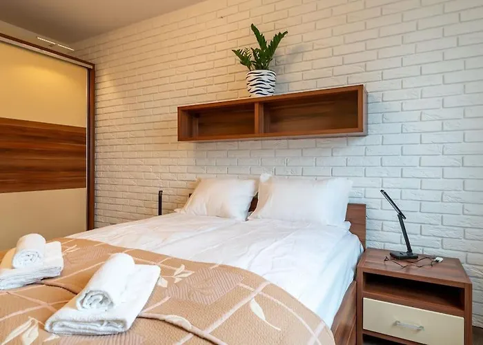 Rodzinny Dla 6 Osob - Funkcjonalny - Space 公寓 耶莱尼亚古拉